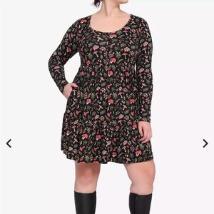 Woodland Mushroom Tiered Long-Sleeve
Dress Plus Size 1 Hot Topic